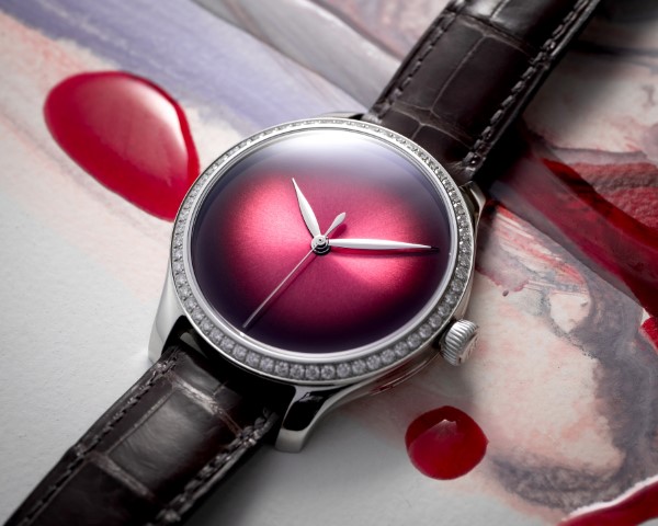 H. Moser & Cie. 独创烟熏表盘