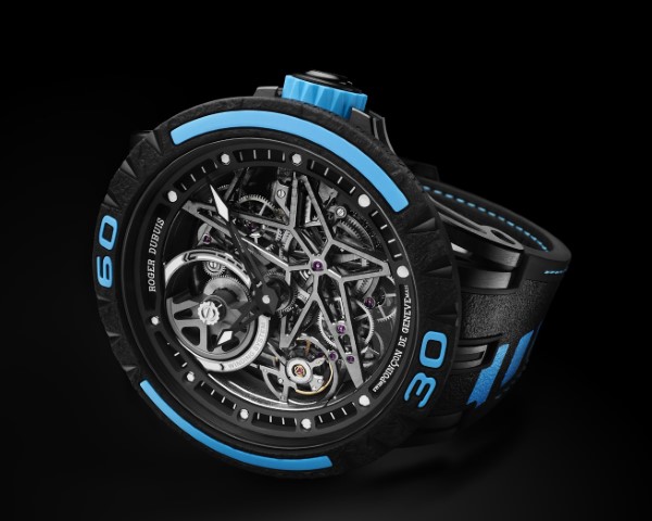 Roger Dubuis  与Pirelli合推超级钟表