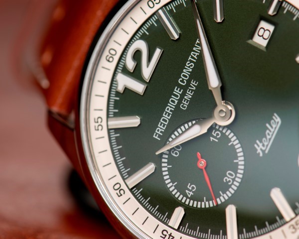 Frederique Constant  经典「英伦绿」  限量古董赛车表