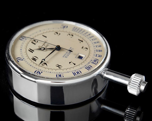 Breguet 为 Bugatti 打造的计时器
