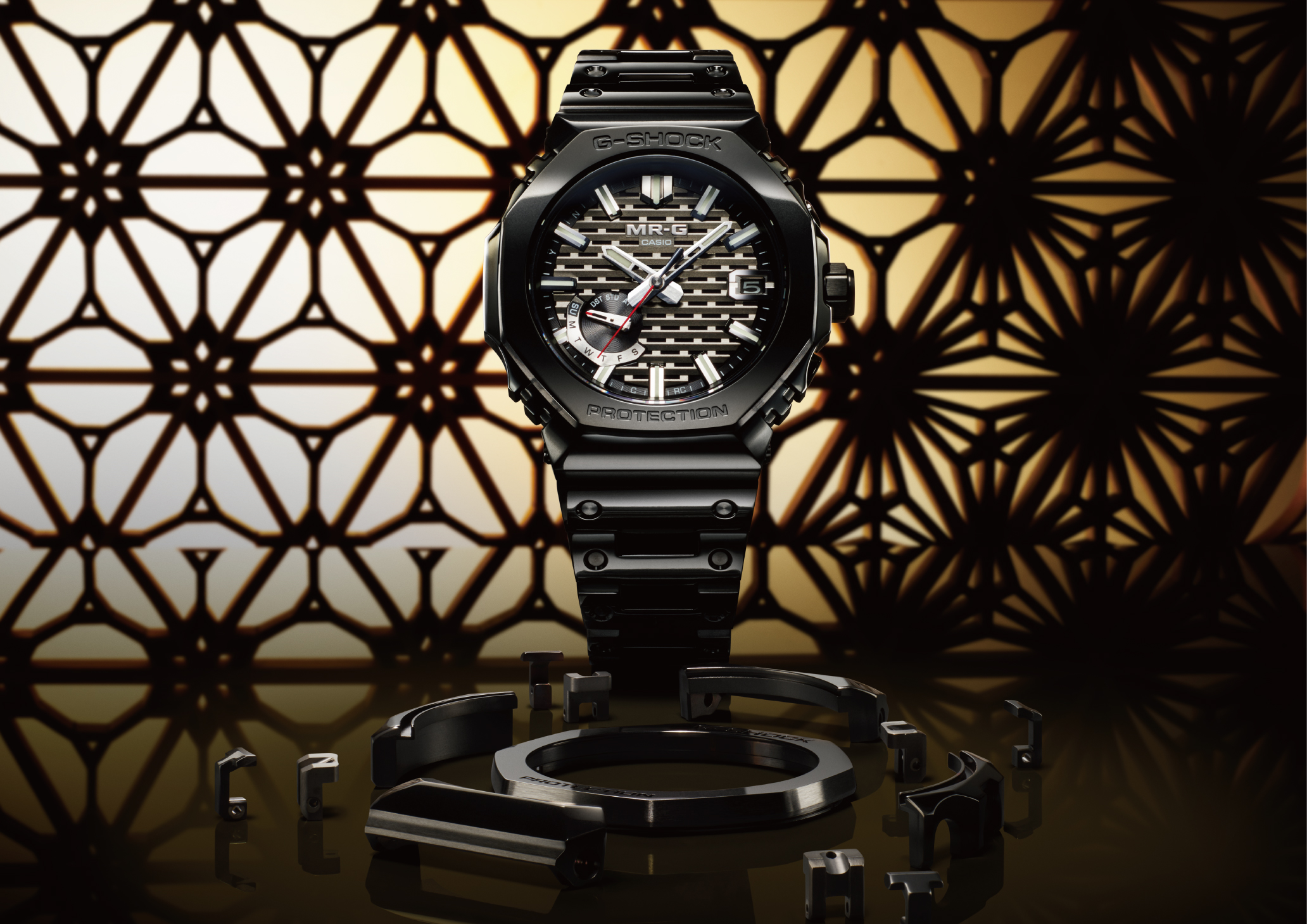 首款 G-SHOCK MRG-B2100B-1A 注目登場