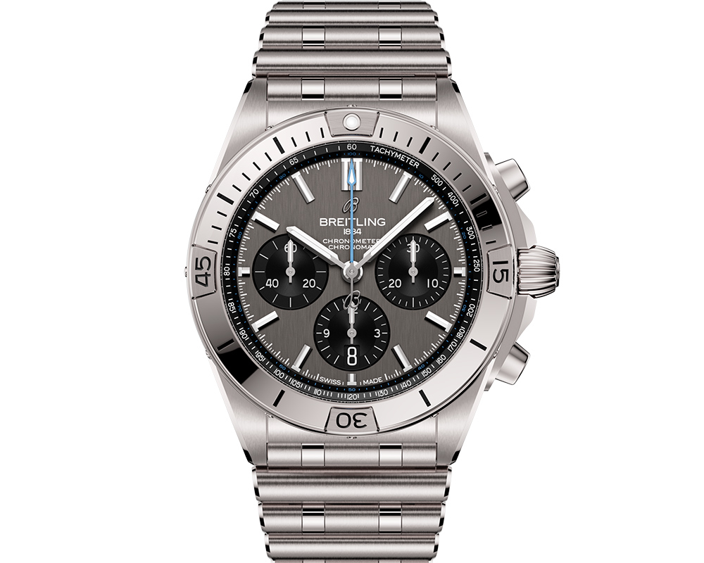 Breitling EB0134101M1E1