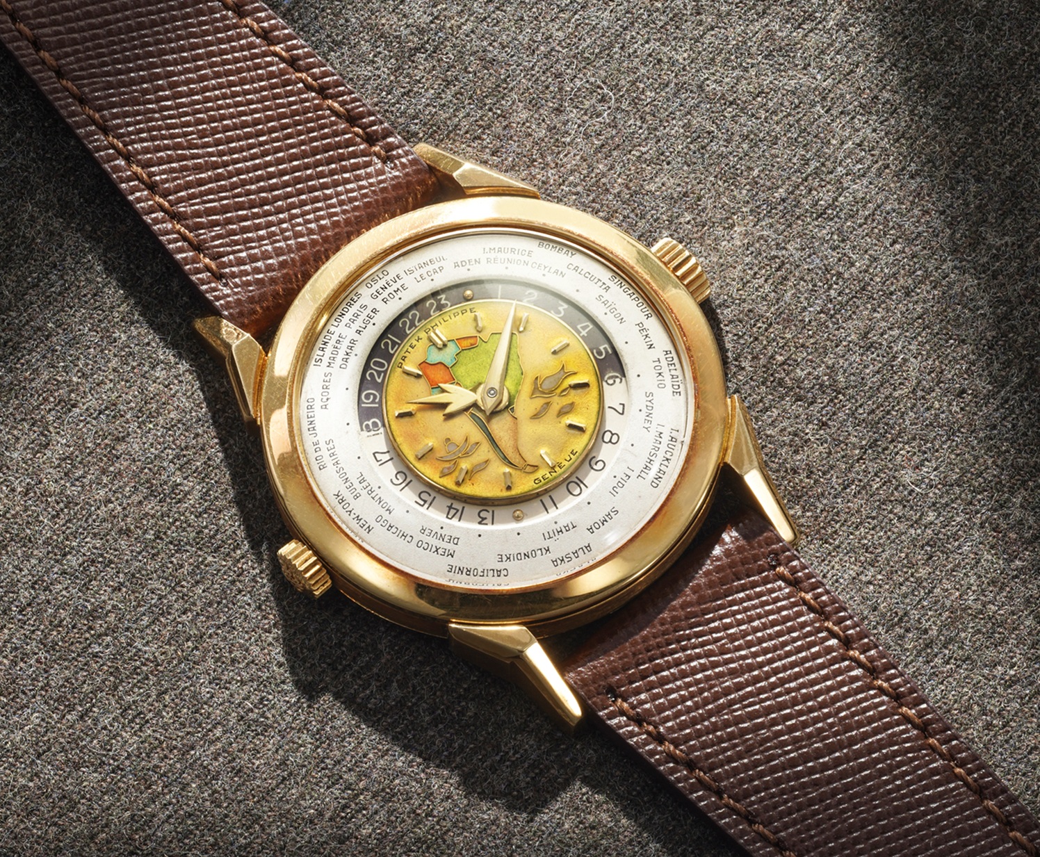 極罕 – PatekPhilippe二十世紀中琺瑯世界時腕表重現！